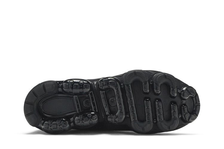 air-vapormax-cs-triple-black-ah9046-002_03