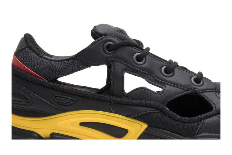 Кроссовки Raf Simons x adidas Ozweego Replicant 'Belgium'