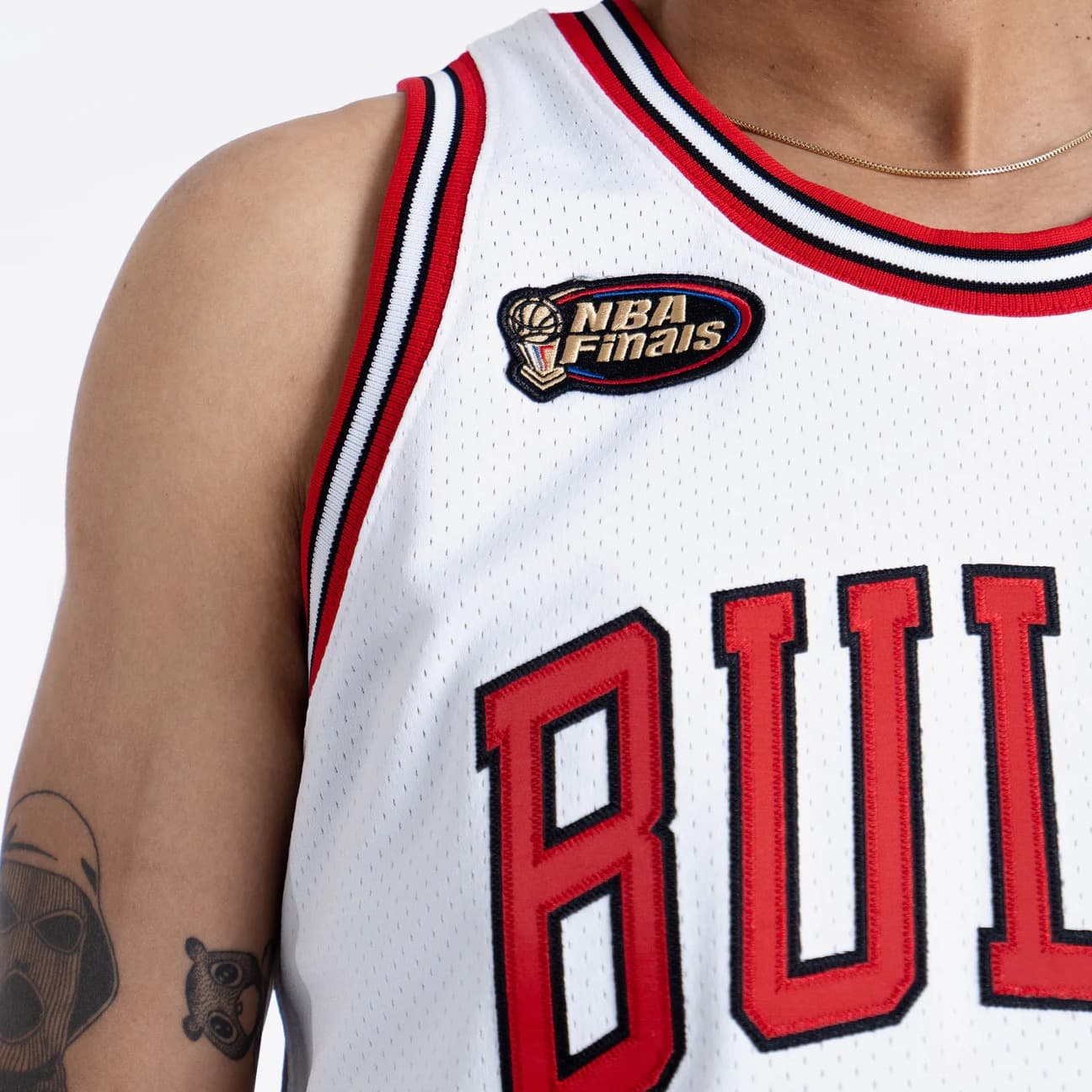 Баскетбольная джерси 1997-1998 Chicago Bulls Scottie Pippen #33 Authentic Finals Hardwood Classic White Jersey