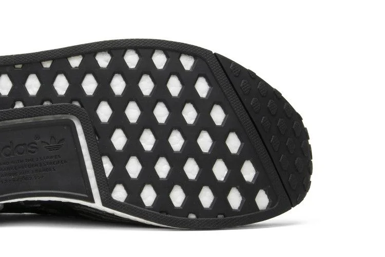 Кроссовки Adidas NMD_R1 Primeknit 'Grey Three'