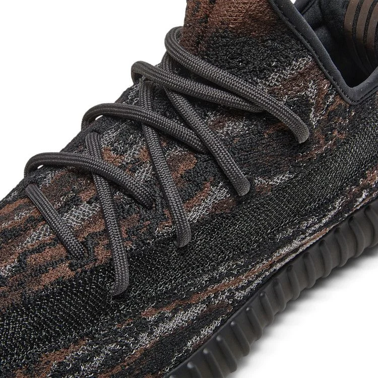 Krossovki-adidas-Yeezy-Boost-350-V2-MX-Rock-8
