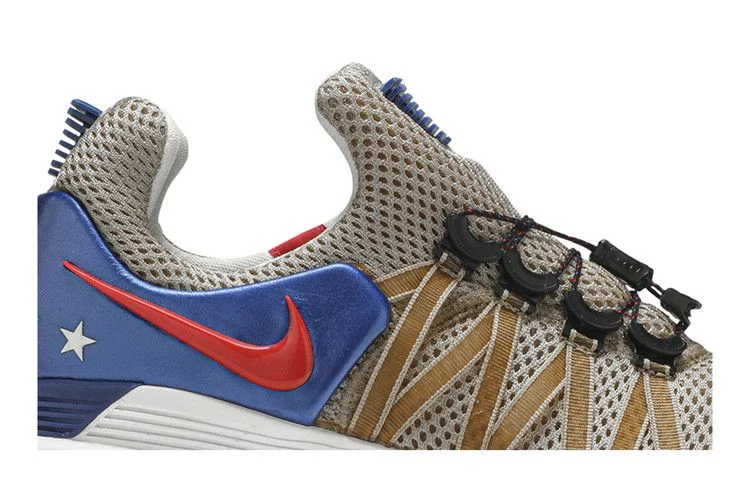 Кроссовки Nike Shox Gravity 'Metallic Gold'