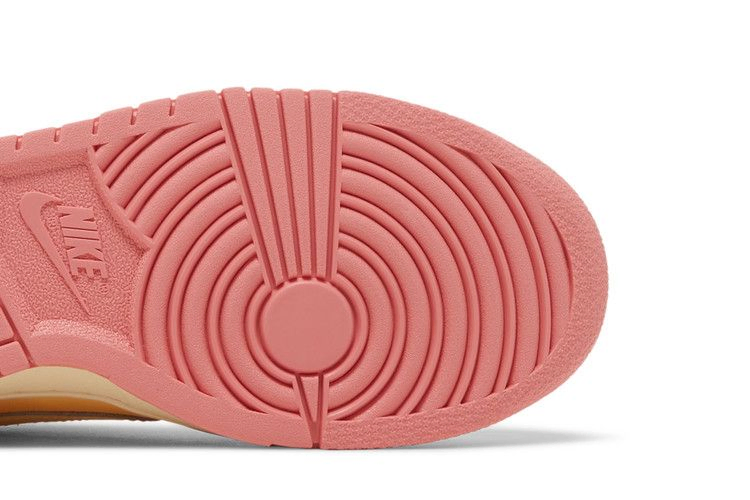 dunk-low-gs-strawberry-peach-dh9765-200_04