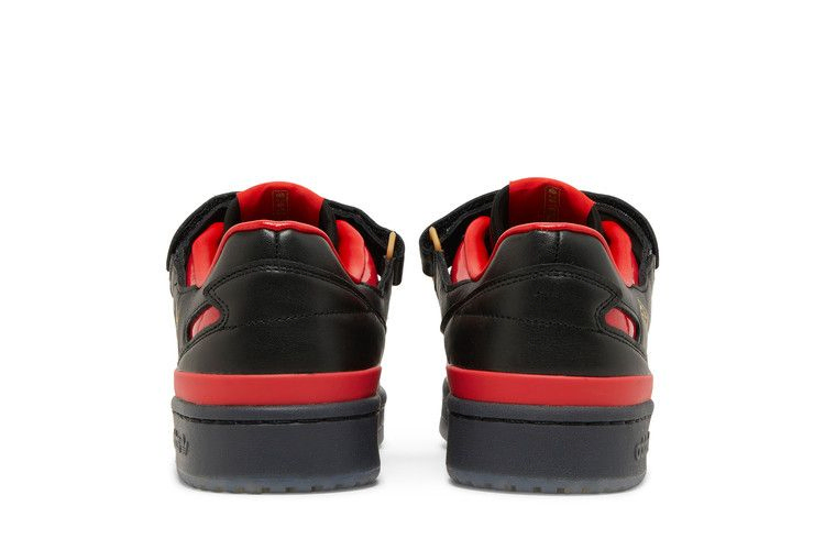circoloco-x-forum-low-black-vivid-red-hq3618_05