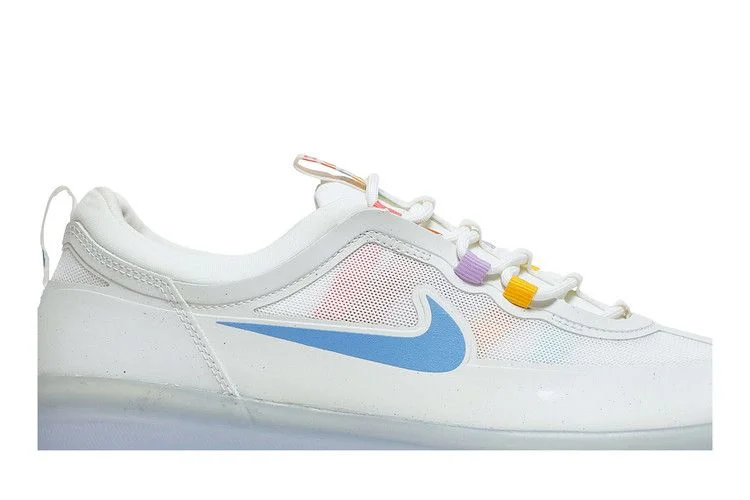 Krossovki-Nike-Nyjah-Free-2-SB-Summit-White-Coast-1