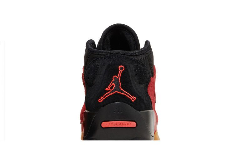 jordan-zion-2-gs-red-suede-gum-dv2463-600_06