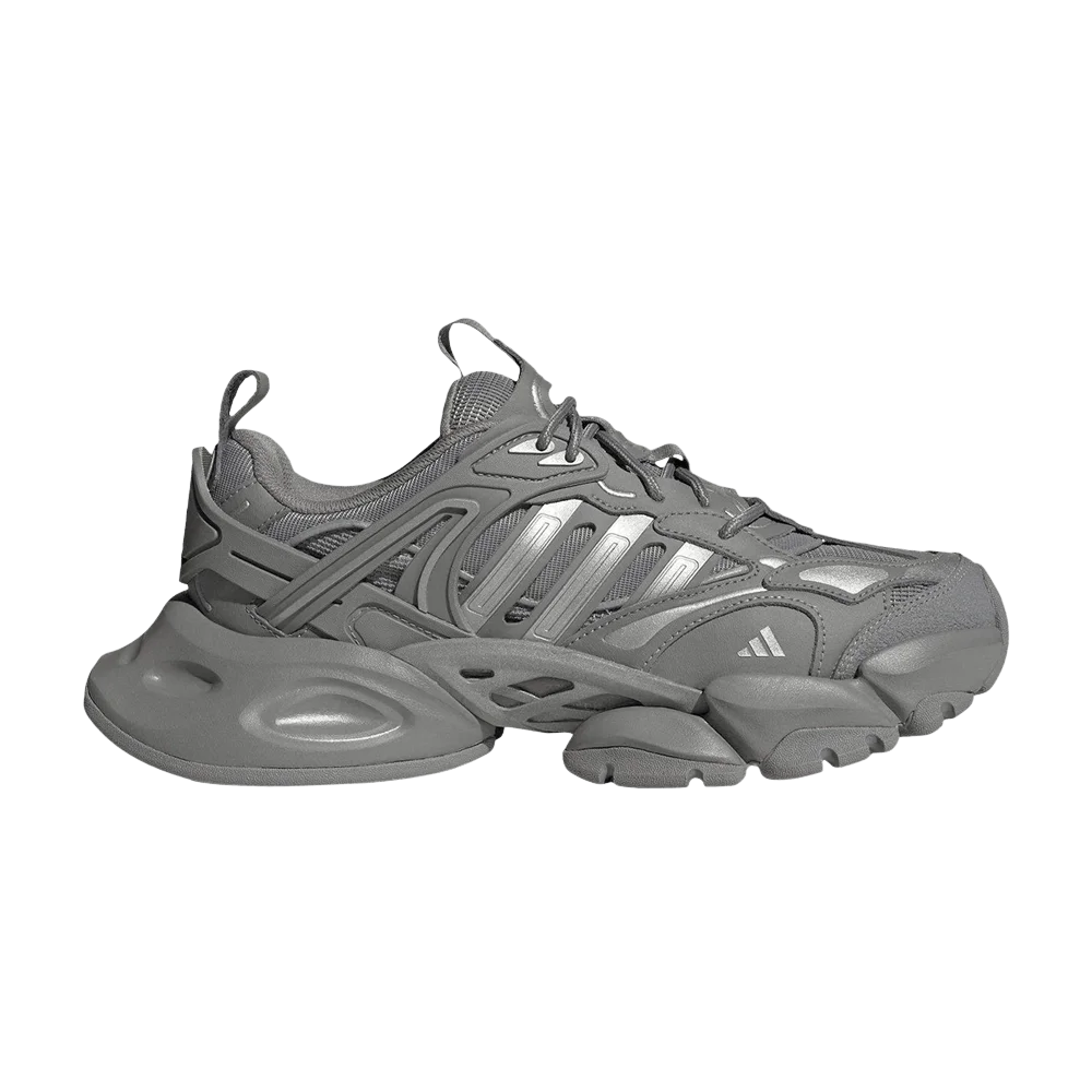 Krossovki-adidas-XLG-Runner-Deluxe-Grey-Silver-1