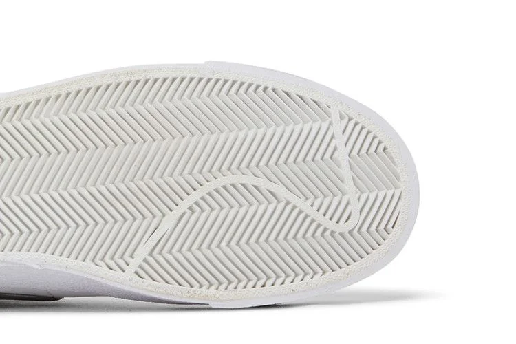 Krossovki-Nike-Blazer-Mid-77-White-Metallic-Pewter-4