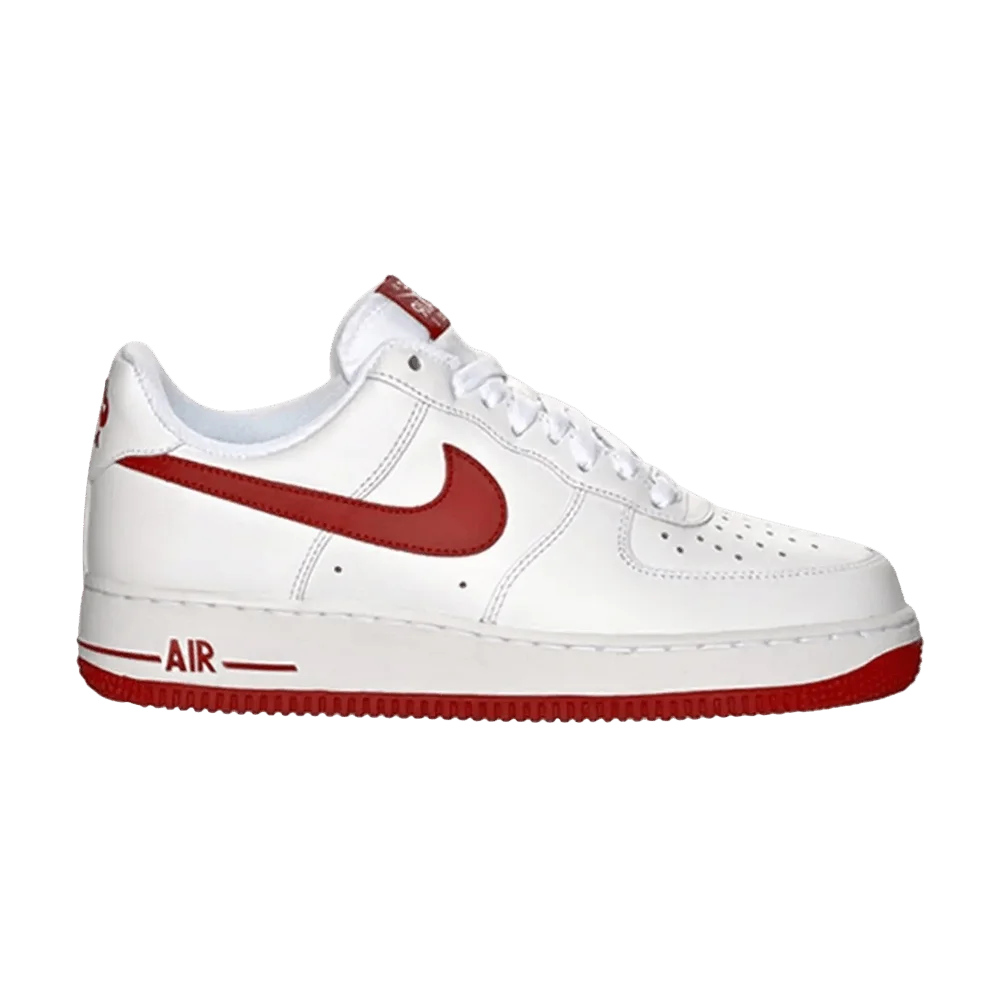 Krossovki-Nike-Air-Force-1-Low-Gym-Red