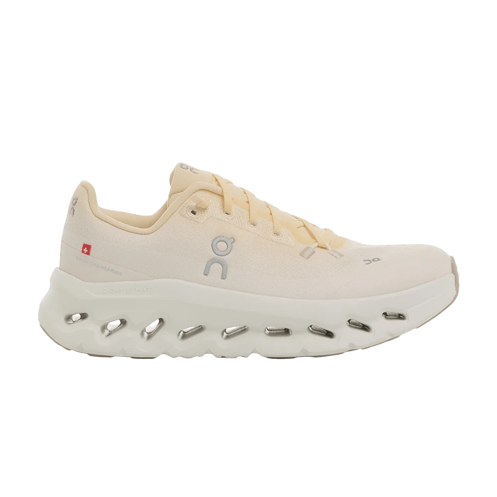 Krossovki-Wmns-Cloudtilt-Blonde-Dew