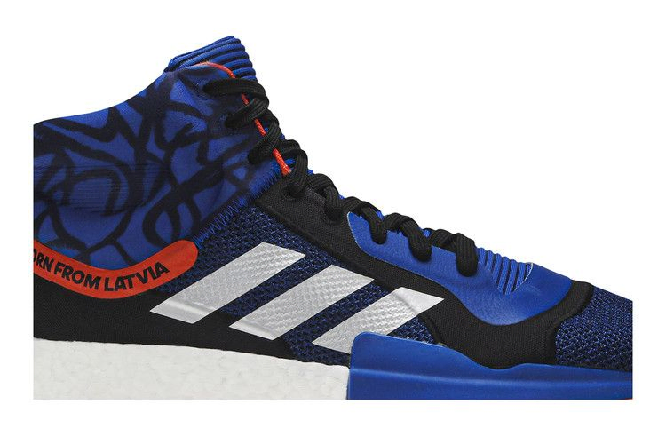 Кроссовки Adidas Marquee Boost 'Kristaps Porzingis'
