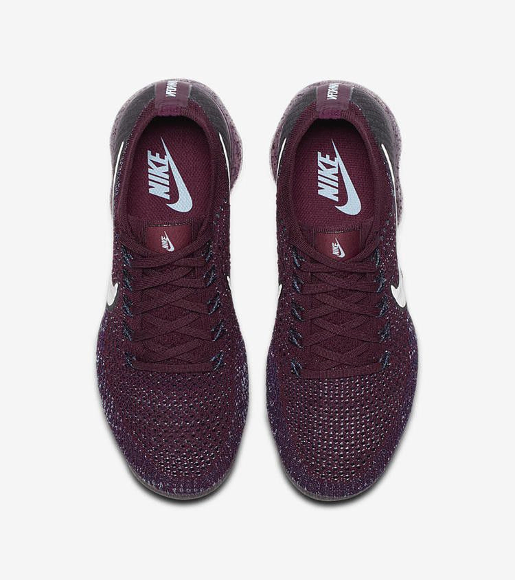wmns-air-vapormax-bordeaux-899472-602_01