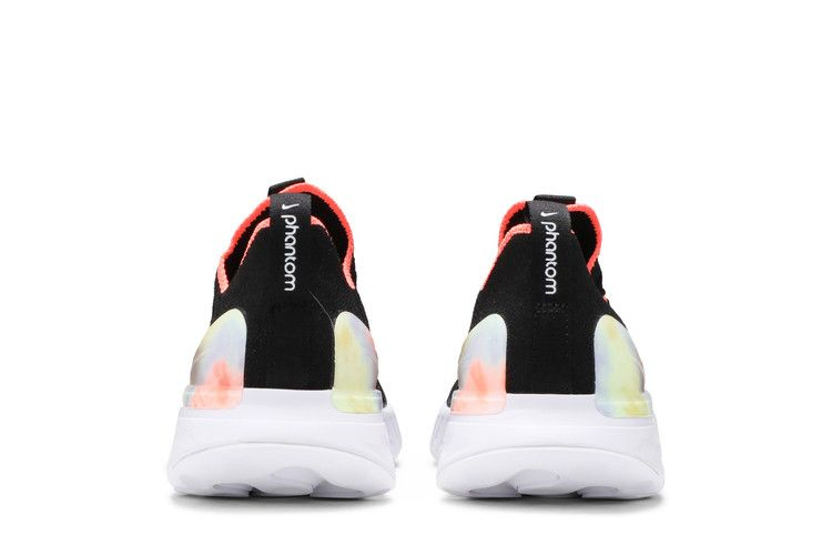 wmns-react-phantom-run-flyknit-2-black-bright-mango-dd9668-001_05
