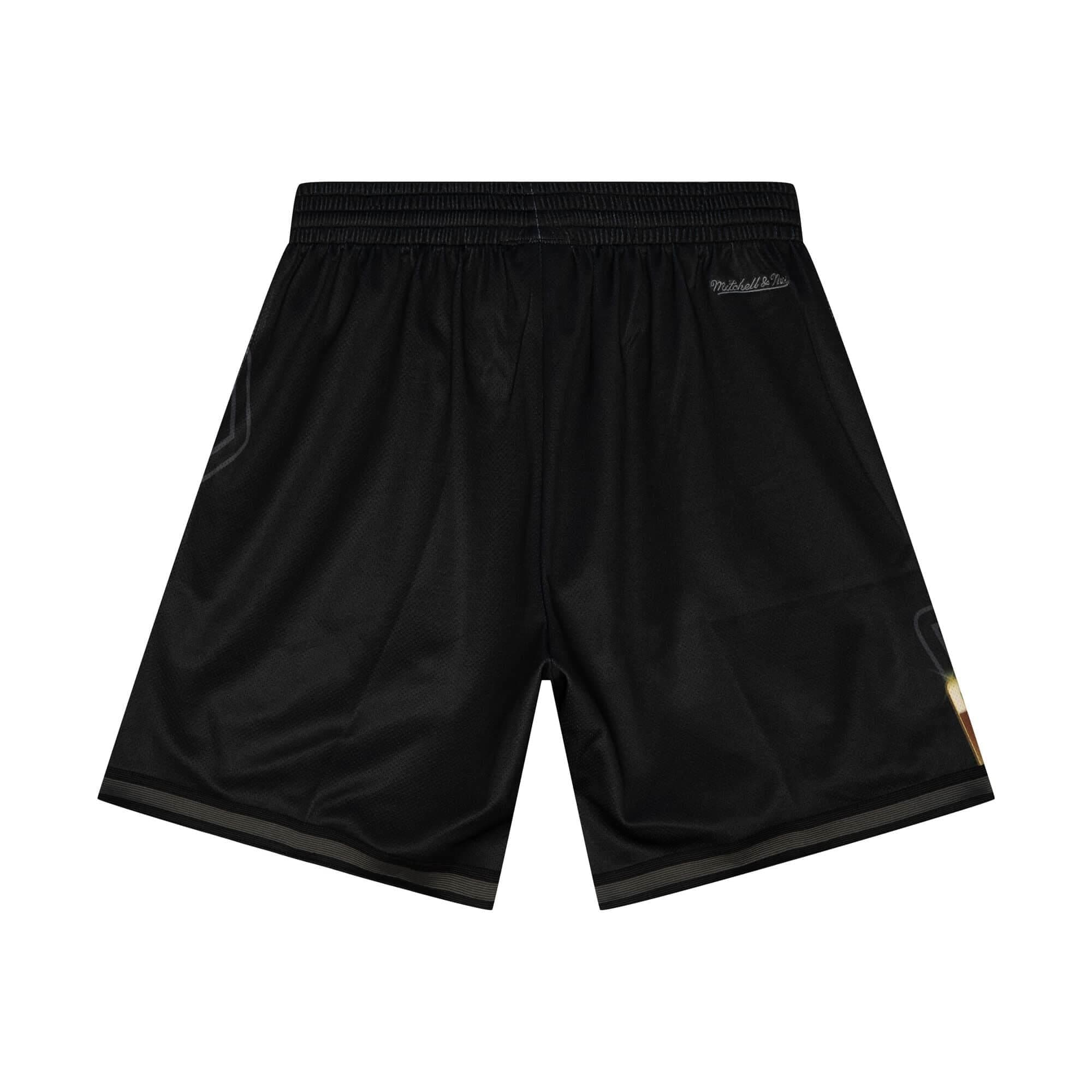 Спортивные шорты Mitchell & Ness Big Face 4.0 Fashion Boston Celtics Black Shorts