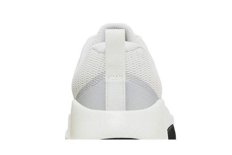 Кроссовки Nike Wmns MC Trainer 3 Premium 'Summit White Metallic Silver'