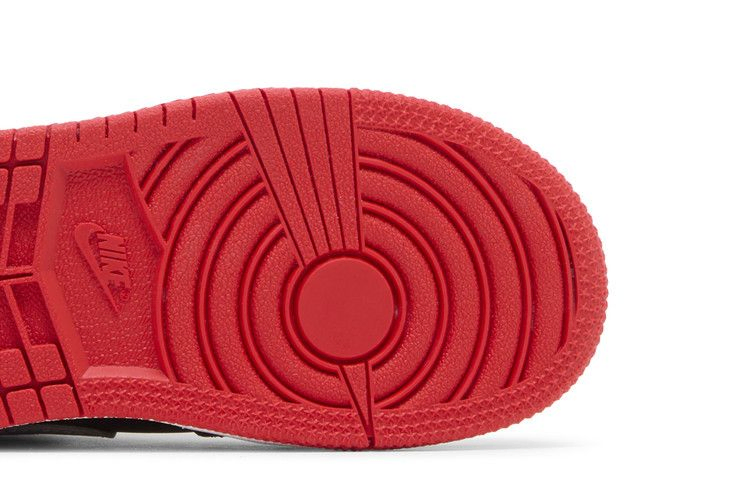 air-jordan-1-mid-td-bred-shadow-dq8425-006_04
