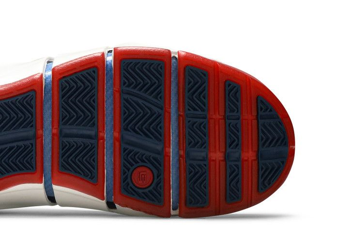zoom-lebron-4-playoff-314647-161_04