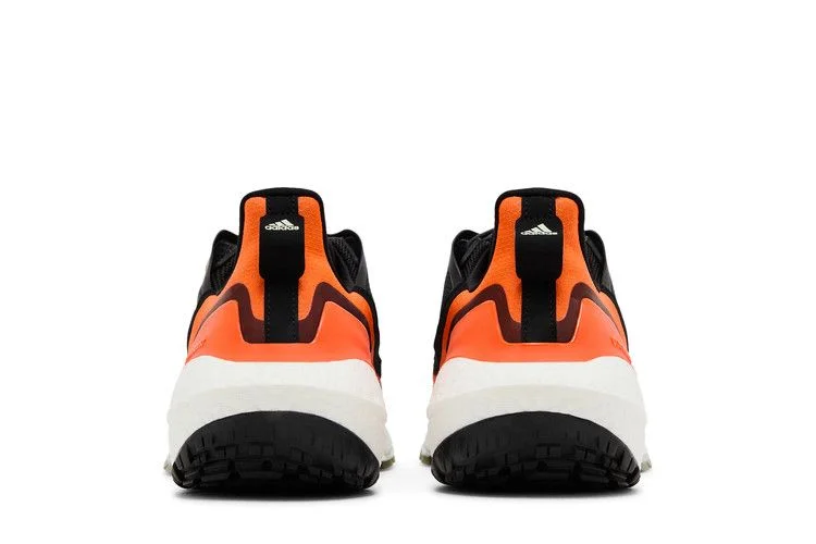 Krossovki-adidas-UltraBoost-22-GORE-TEX-Impact-Orange-Black-5
