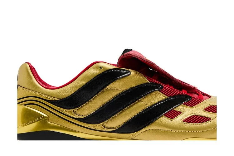 Krossovki-Zinedine-Zidane-x-adidas-Predator-Precision-FG-World-Player-1