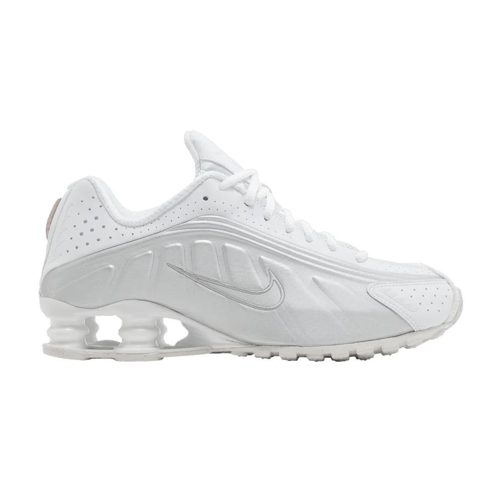 Krossovki-Nike-Wmns-Shox-R4-White-Metallic
