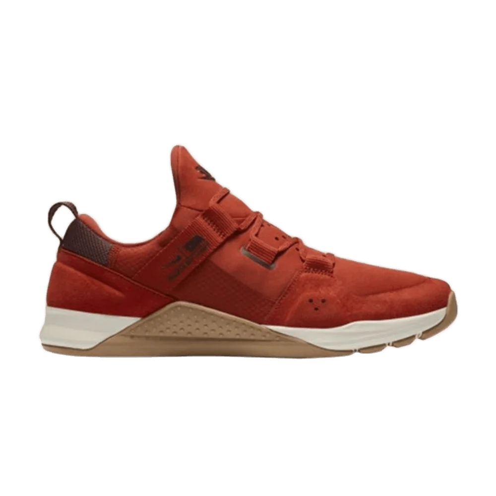 Krossovki-Nike-Tech-Trainer-Dune-Red