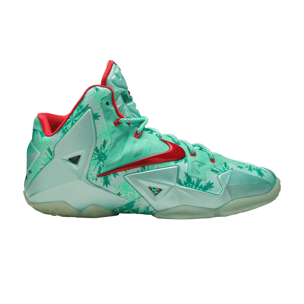 lebron-11-christmas-616175-301