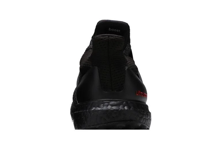 Кроссовки Adidas UltraBoost 'Black'