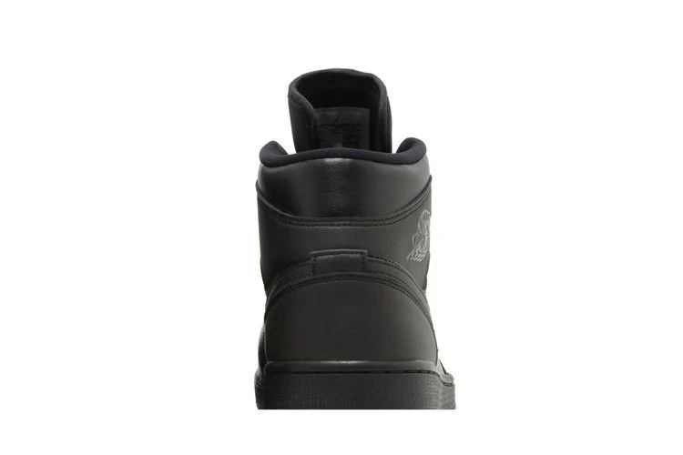 Кроссовки Wmns Air Jordan 1 Mid 'Triple Black'
