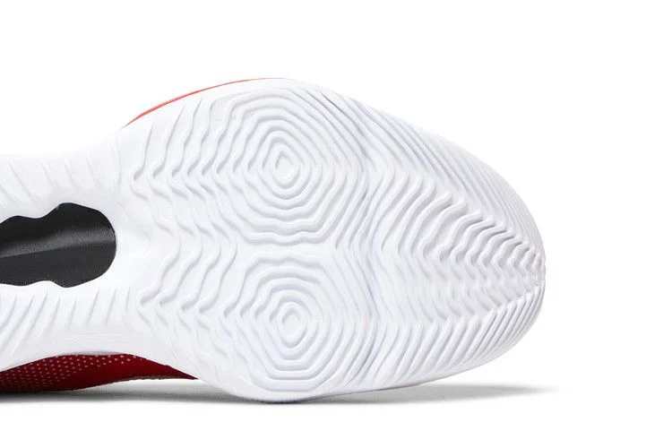 Krossovki-Nike-Air-Zoom-BB-NXT-TB-University-Red-4