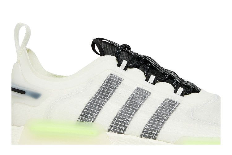 nmd_v3-crystal-white-signal-green-gw3063_01