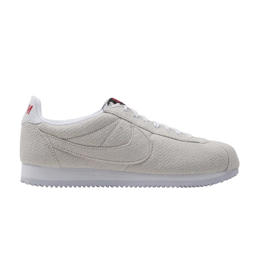 Krossovki-Stranger-Things-x-Nike-Classic-Cortez-QS-Upside-Down