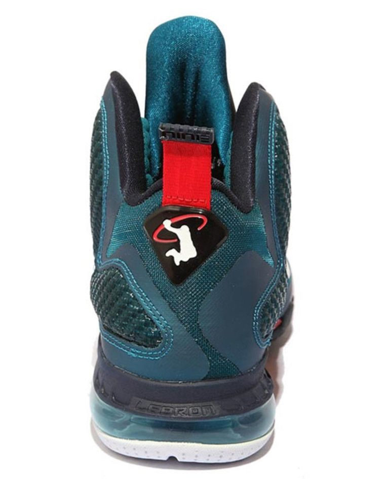 Кроссовки Nike LeBron 9 'Swingman'
