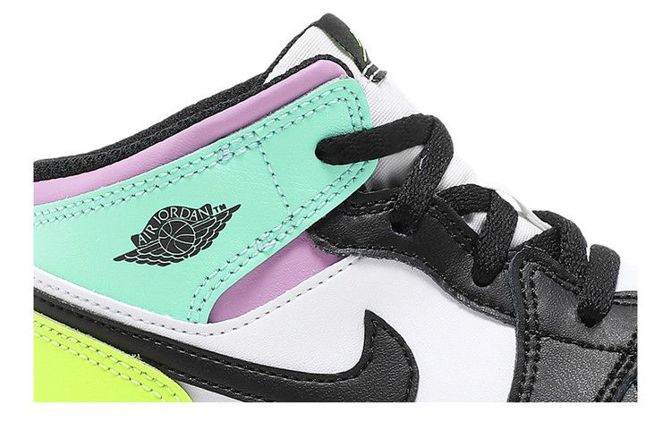air-jordan-1-mid-td-pastel-640735-175_01