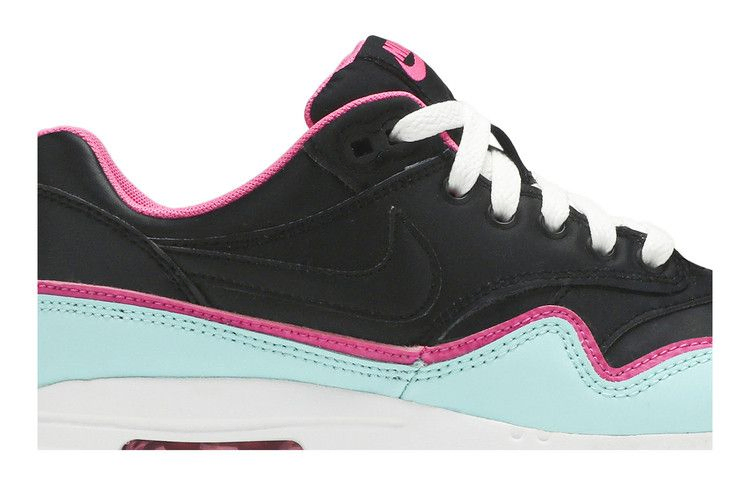 air-max-1-gs-double-layered-aqua-fuchsia-bv0052-001_01