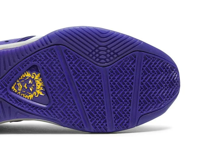 Кроссовки Nike LeBron 8 'Lakers'