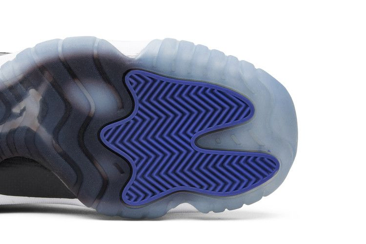 air-jordan-11-low-bg-gs-concord-528896-153_04