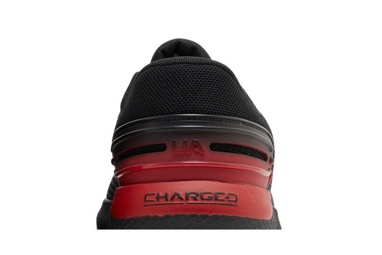 Кроссовки Under Armour Charged Rogue 2.5 'Bred'