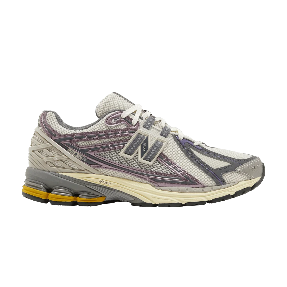 Krossovki-New-Balance-1906R-Licorice