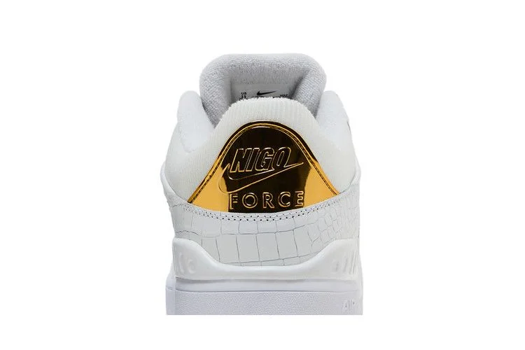 Krossovki-Nigo-x-Nike-Air-Force-3-Low-White-Metallic-Gold-6
