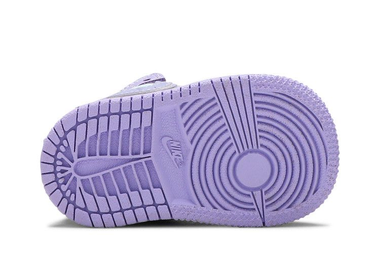 Кроссовки Air Jordan 1 Mid TD 'Purple Pulse'