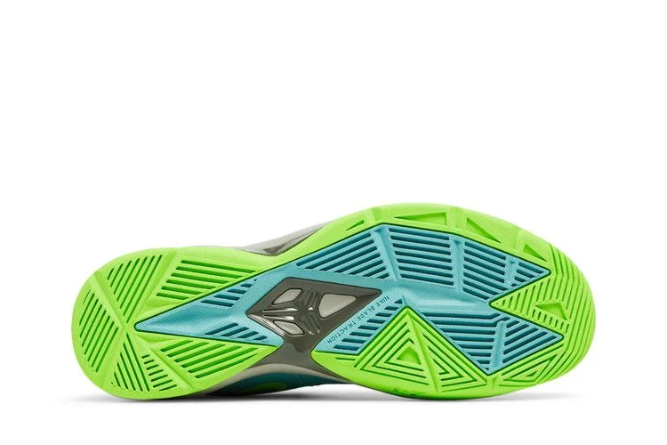 Krossovki-Nike-Zoom-Kobe-Venomenon-4-3