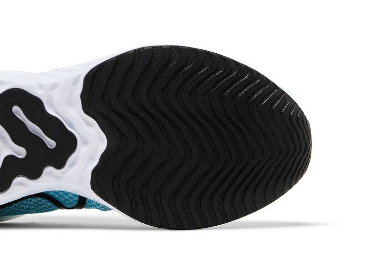 react-miler-3-white-chlorine-blue-dd0490-100_04
