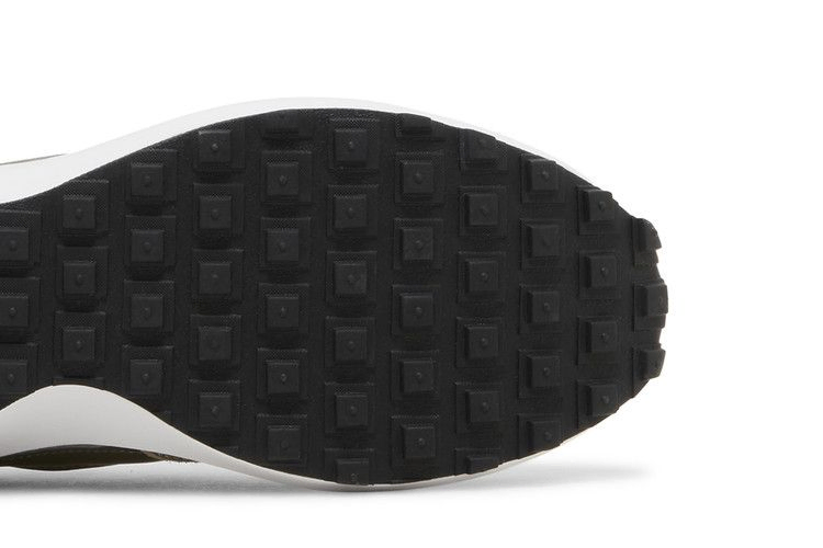 waffle-debut-light-stone-matte-olive-dh9522-102_04