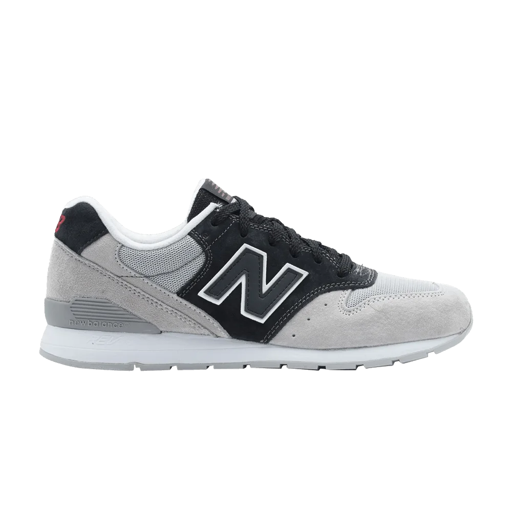 Krossovki-New-Balance-696