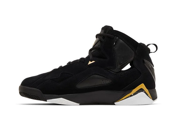 Кроссовки Air Jordan True Flight 'Black Metallic Gold Speckled'