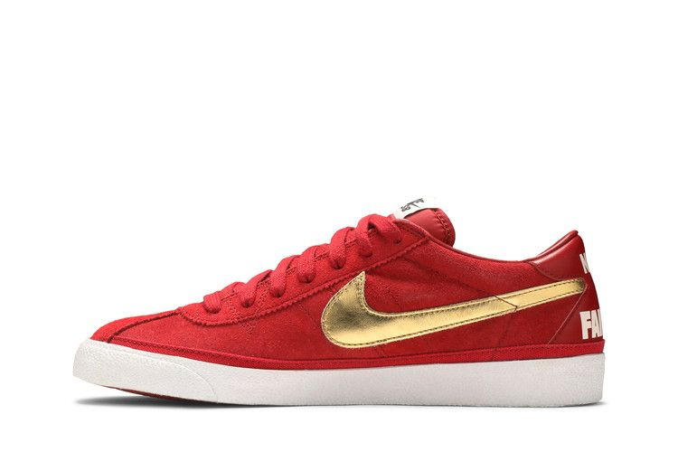zoom-bruin-sb-supreme-supreme-363319-671_02