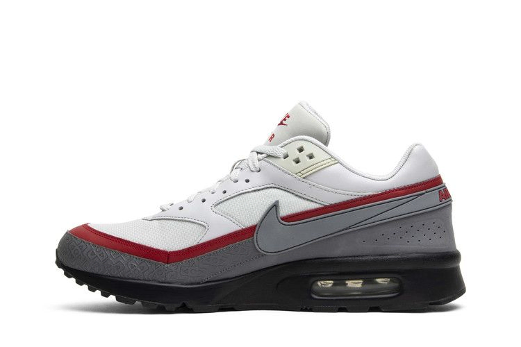 air-classic-bw-316703-004_02