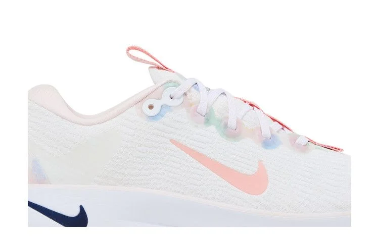 Krossovki-Nike-Wmns-Motiva-Premium-Floral-Watercolor-1