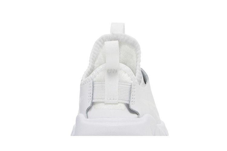 Кроссовки Nike Flex Runner 2 TD 'Triple White'
