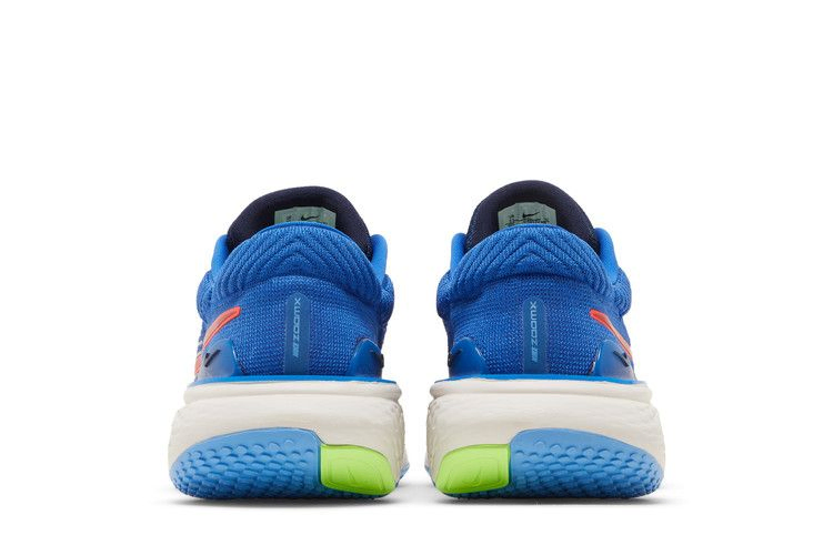zoomx-invincible-run-flyknit-2-game-royal-red-clay-dx3372-400_05